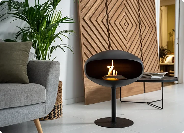 Cheminée autoportante Cocoon Pedestal noire mate à bioéthanol