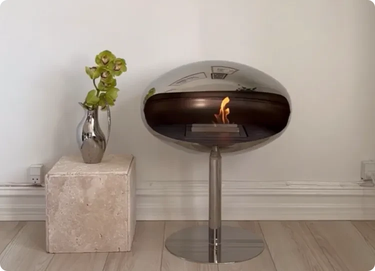 Cheminée bioéthanol autoportante Cocoon Pedestal en acier inoxydable