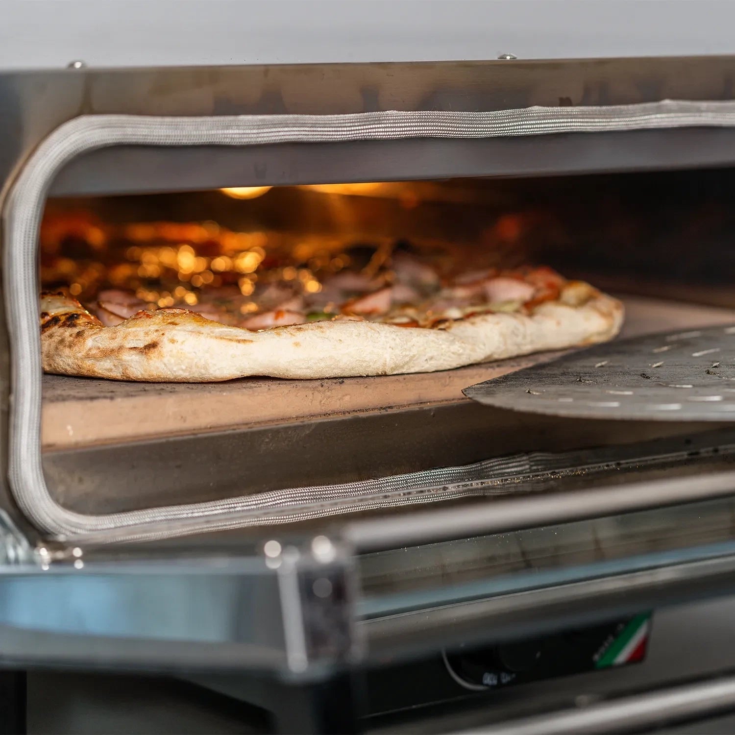 N5 - Four à pizza électrique incluant une pierre Biscotto