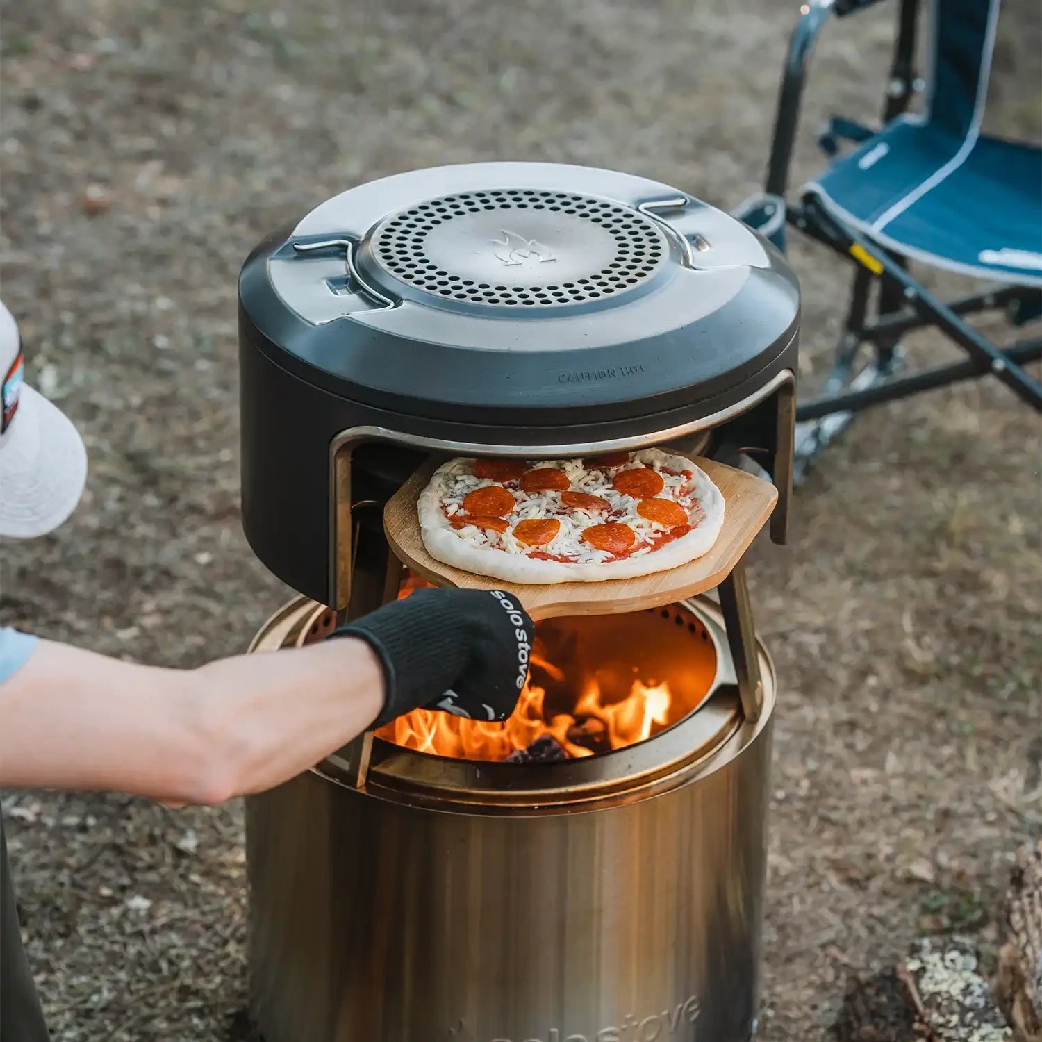 Imaginez la chaleur enveloppante d’un four à pizza Ranger Pi, où chaque soirée devient une fête gourmande en plein air.