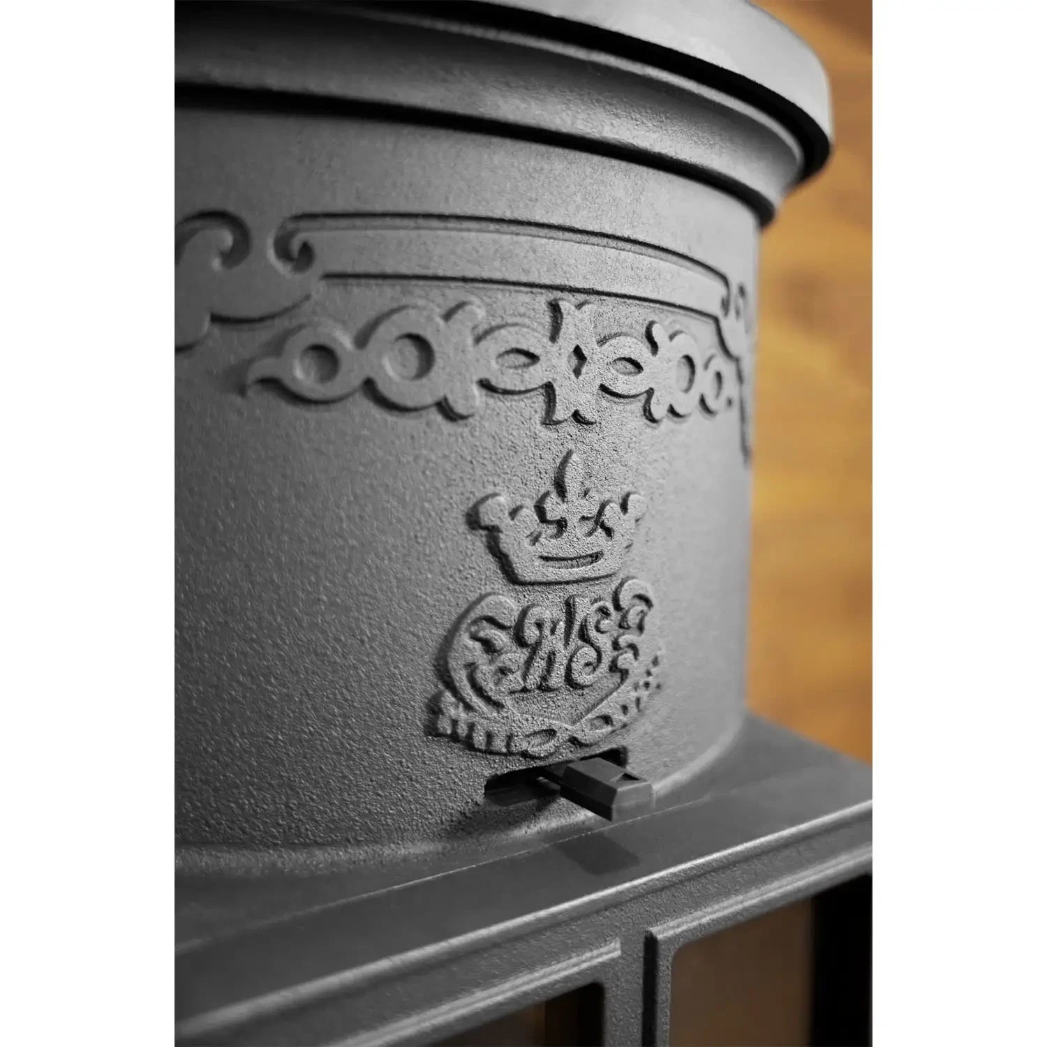 Carl Electric Fireplace - Cast Iron